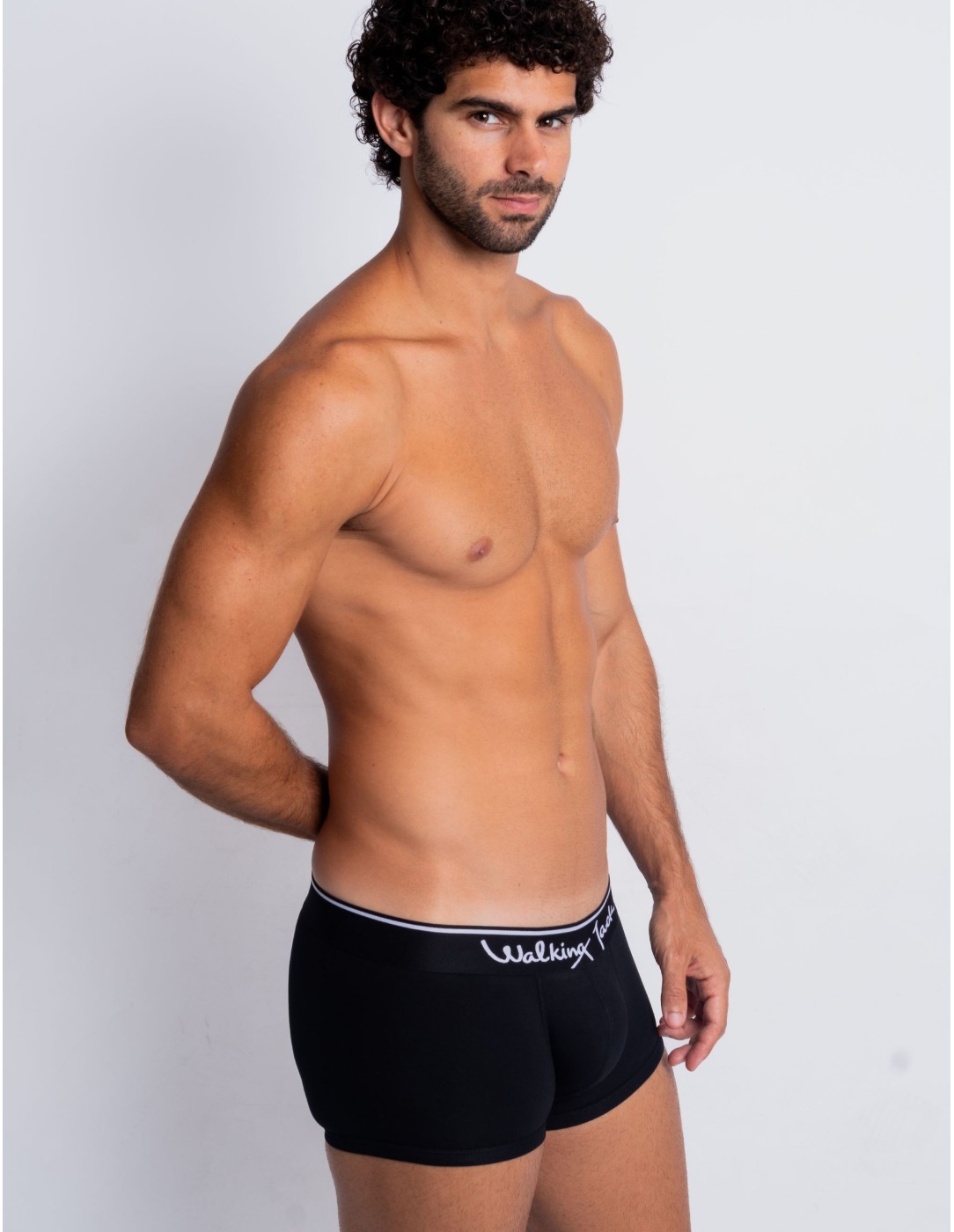 Walking Jack - Raven Trunks