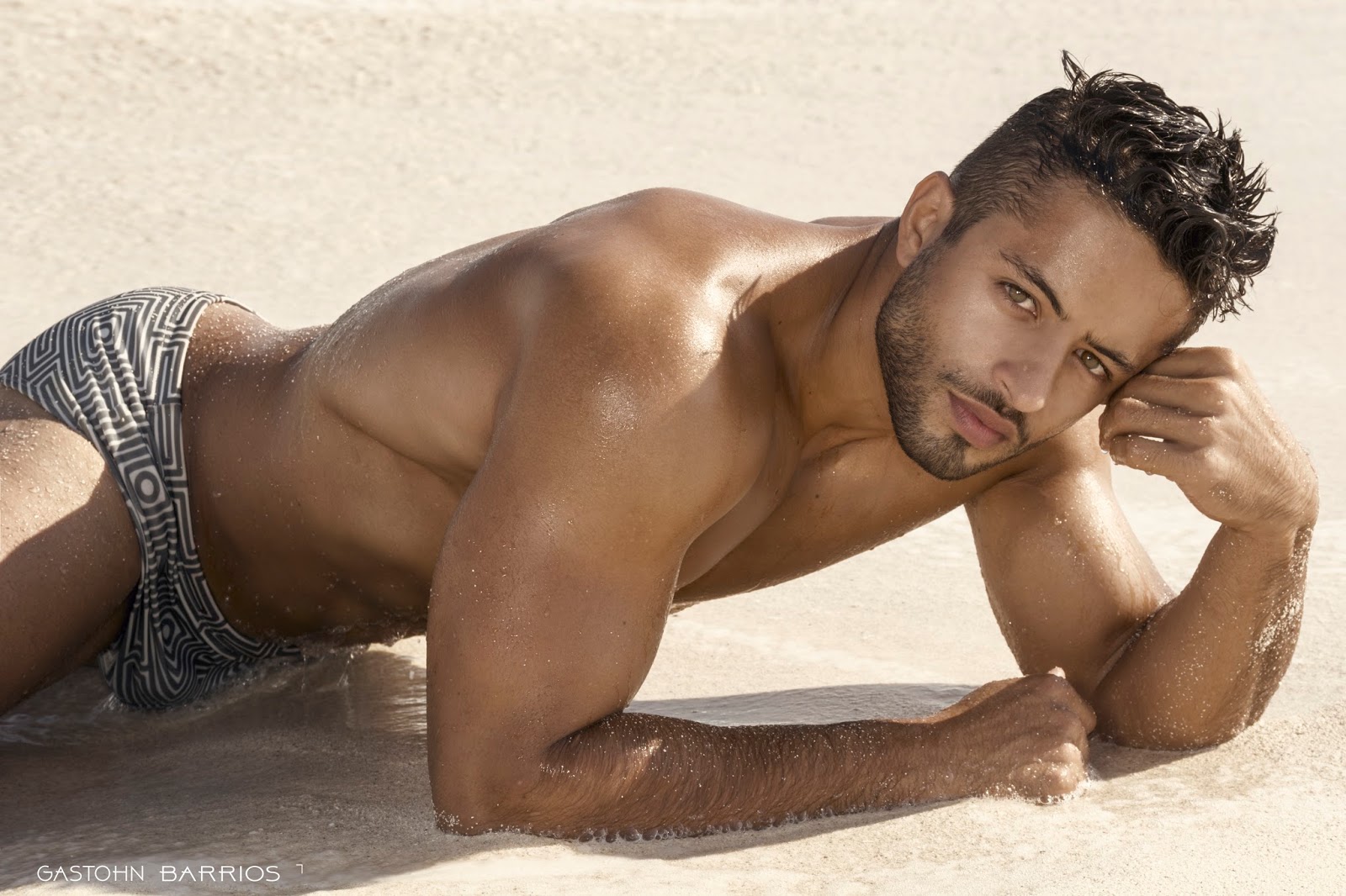 Cancun Male Escorts