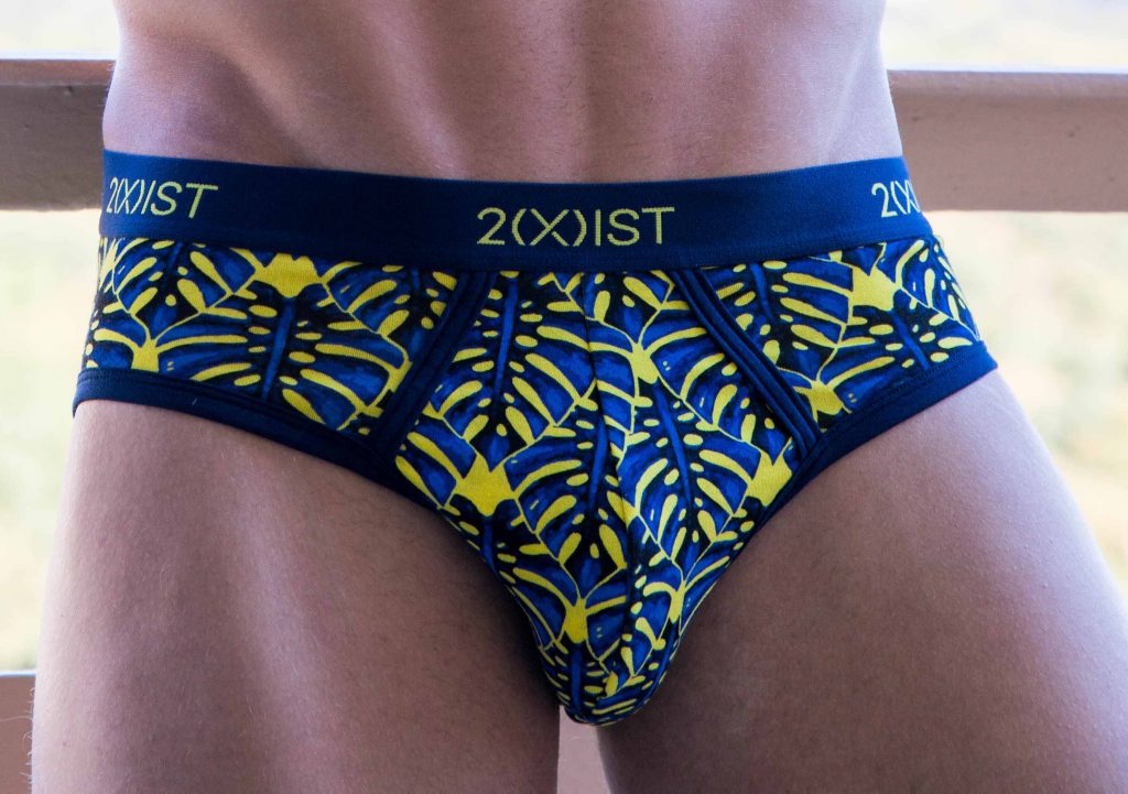 Reece Holder photographed by Harold Mindel - 2XIST underwear : r