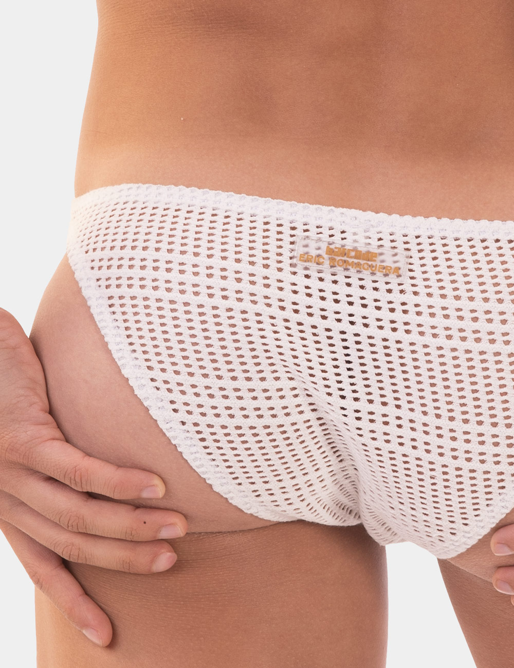 https://www.menandunderwear.com/wp-content/uploads/2023/05/Barcode-Berlin-x-Eric-Romaguera-underwear-Briefs-Baquil-white-92206_200_5.jpg